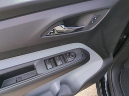 Chevrolet Bolt LT FWD 4dr 2027