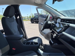 Chevrolet Bolt LT FWD 4dr 2027