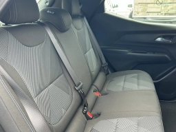 Chevrolet Bolt LT FWD 4dr 2027