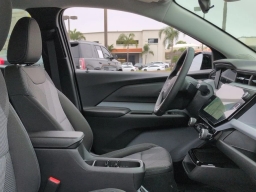 Chevrolet Bolt LT FWD 4dr 2027
