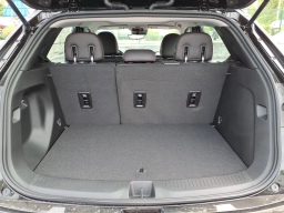 Chevrolet Bolt RS FWD 4dr 2027