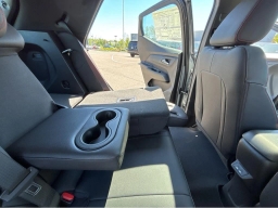 Chevrolet Bolt RS FWD 4dr 2027