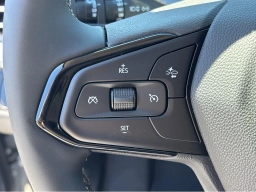 Chevrolet Bolt RS FWD 4dr 2027
