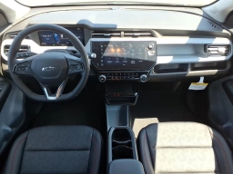 Chevrolet Bolt RS FWD 4dr 2027