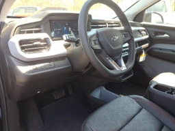 Chevrolet Bolt RS FWD 4dr 2027