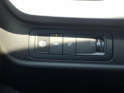 Chevrolet Bolt RS FWD 4dr 2027