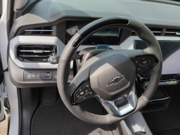 Chevrolet Bolt RS FWD 4dr 2027