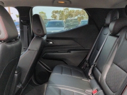 Chevrolet Bolt RS FWD 4dr 2027