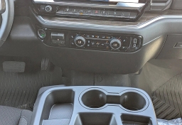 Chevrolet Silverado 2500HD LT 4WD Crew Cab 159" 2026