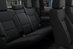 Chevrolet Silverado 2500HD Custom 2WD Crew Cab 172" 2026