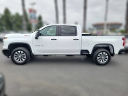 Chevrolet Silverado 2500HD Custom 4WD Crew Cab 159" 2026