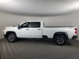 Chevrolet Silverado 2500HD Custom 4WD Crew Cab 172" 2026