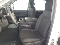Chevrolet Silverado 2500HD Custom 4WD Crew Cab 172" 2026