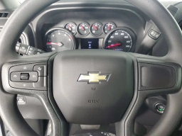 Chevrolet Silverado 2500HD Custom 4WD Crew Cab 172" 2026
