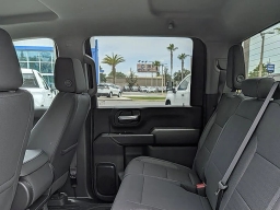 Chevrolet Silverado 2500HD Custom 4WD Crew Cab 159" 2026