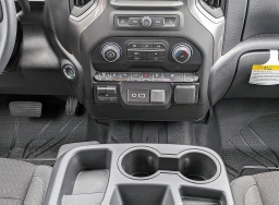 Chevrolet Silverado 2500HD Custom 4WD Crew Cab 159" 2026