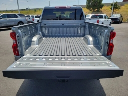 Chevrolet Silverado 2500HD Custom 4WD Crew Cab 159" 2026
