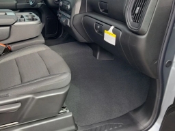 Chevrolet Silverado 2500HD Custom 4WD Crew Cab 159" 2026