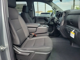 Chevrolet Silverado 2500HD Custom 4WD Crew Cab 159" 2026