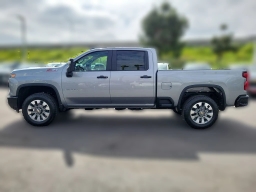 Chevrolet Silverado 2500HD Custom 4WD Crew Cab 159" 2026