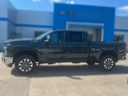 Chevrolet Silverado 2500HD LT 4WD Crew Cab 159" 2026