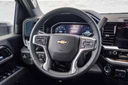 Chevrolet Silverado 2500HD LT 4WD Crew Cab 159" 2026