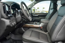 Chevrolet Silverado 2500HD LT 4WD Crew Cab 159" 2026