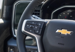 Chevrolet Silverado 2500HD LT 4WD Crew Cab 159" 2026