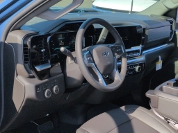Chevrolet Silverado 2500HD LT 4WD Crew Cab 159" 2026