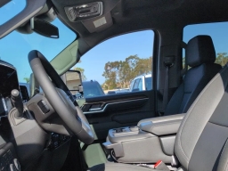 Chevrolet Silverado 2500HD LT 4WD Crew Cab 159" 2026