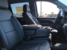 Chevrolet Silverado 2500HD LT 4WD Crew Cab 159" 2026