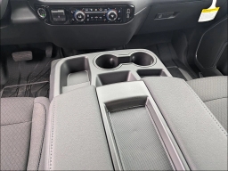 Chevrolet Silverado 2500HD LT 4WD Crew Cab 159" 2026