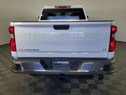 Chevrolet Silverado 2500HD LT 4WD Crew Cab 159" 2026