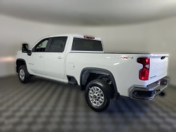 Chevrolet Silverado 2500HD LT 4WD Crew Cab 159" 2026