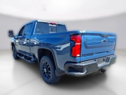 Chevrolet Silverado 2500HD LT 4WD Crew Cab 159" 2026