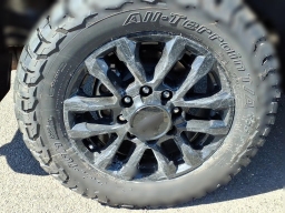 Chevrolet Silverado 2500HD LT 4WD Crew Cab 159" 2026