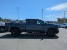 Chevrolet Silverado 2500HD LT 4WD Crew Cab 159" 2026