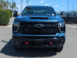Chevrolet Silverado 2500HD LT 4WD Crew Cab 159" 2026