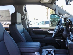 Chevrolet Silverado 2500HD LTZ 4WD Crew Cab 159" 2026