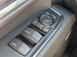 Chevrolet Silverado 2500HD LTZ 4WD Crew Cab 159" 2026
