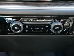 Chevrolet Silverado 3500HD LT 4WD Crew Cab 159" 2026