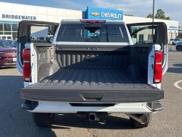 Chevrolet Silverado 3500HD High Country 4WD Crew Cab 159" 2026