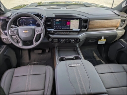 Chevrolet Silverado 3500HD High Country 4WD Crew Cab 172" 2026