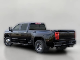 Chevrolet Silverado 3500HD High Country 4WD Crew Cab 172" 2026