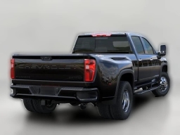Chevrolet Silverado 3500HD High Country 4WD Crew Cab 172" 2026