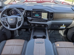 Chevrolet Silverado 3500HD High Country 4WD Crew Cab 172" 2026