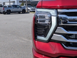 Chevrolet Silverado 3500HD High Country 4WD Crew Cab 172" 2026