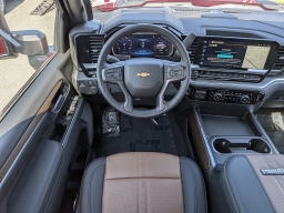 Chevrolet Silverado 3500HD High Country 4WD Crew Cab 172" 2026