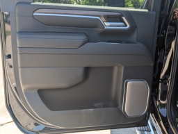 Chevrolet Silverado 3500HD High Country 4WD Crew Cab 159" 2026