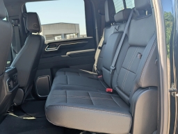 Chevrolet Silverado 3500HD High Country 4WD Crew Cab 159" 2026